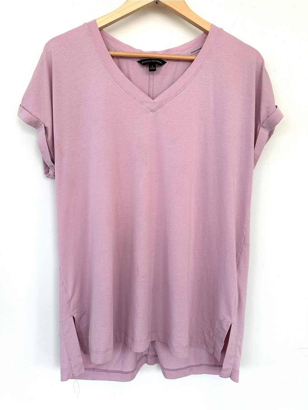 Banana Republic Everyday V-Neck Tee, Dolman Cut, Relaxed Fit - Dusty Pink